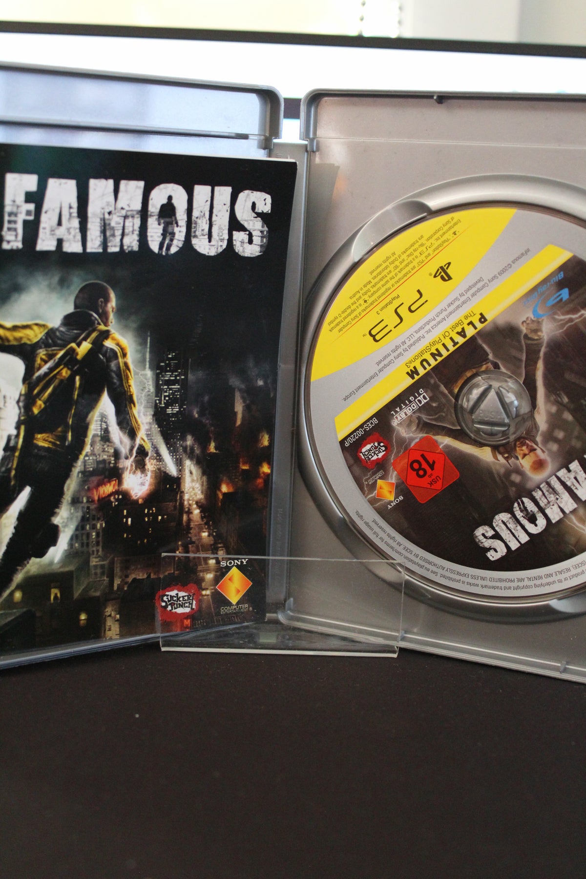 inFAMOUS Platinum (PS3 PAL FR)