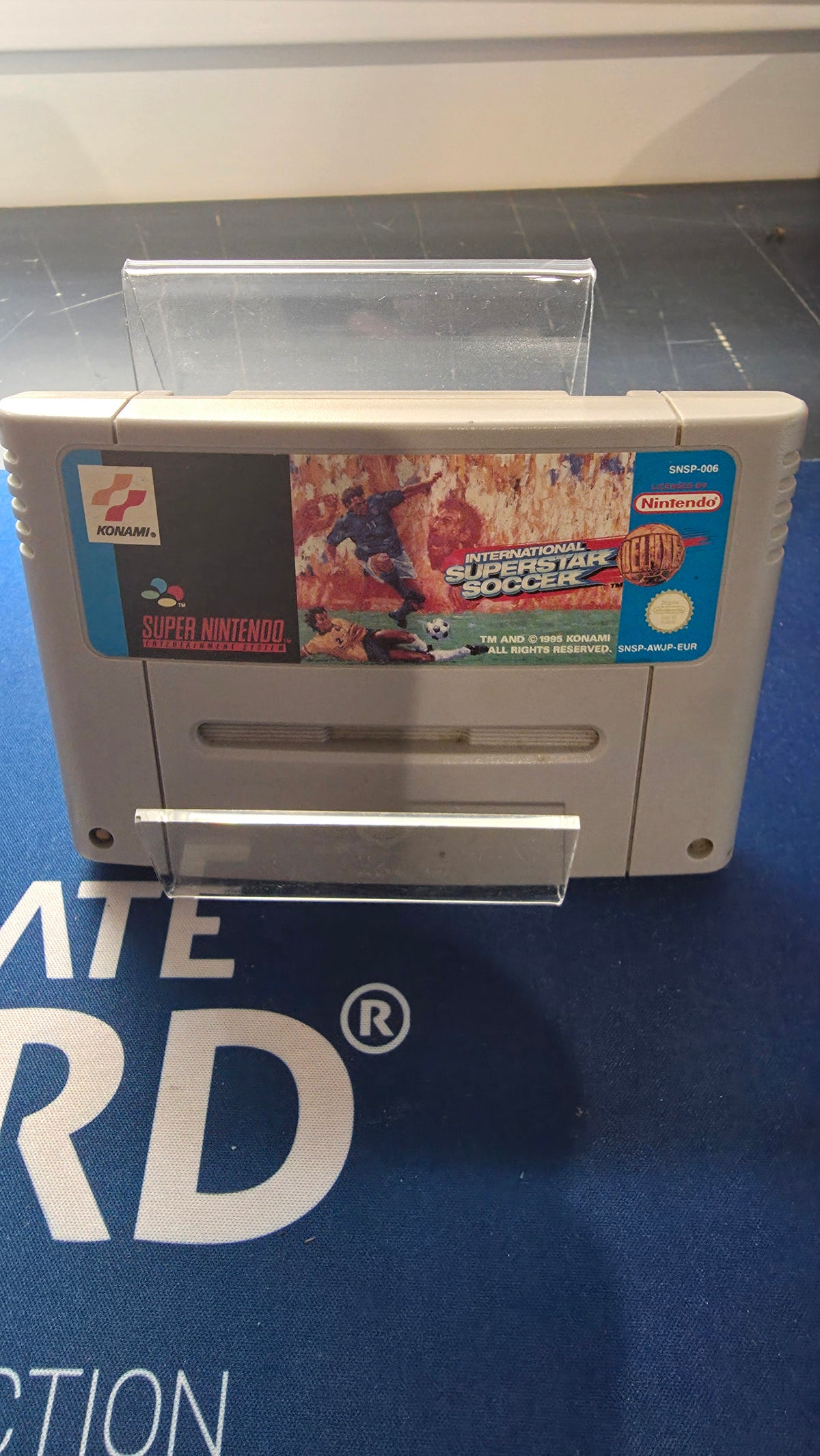 International Superstar Soccer Deluxe Super Nintendo Cartouche Loose (Bon État)