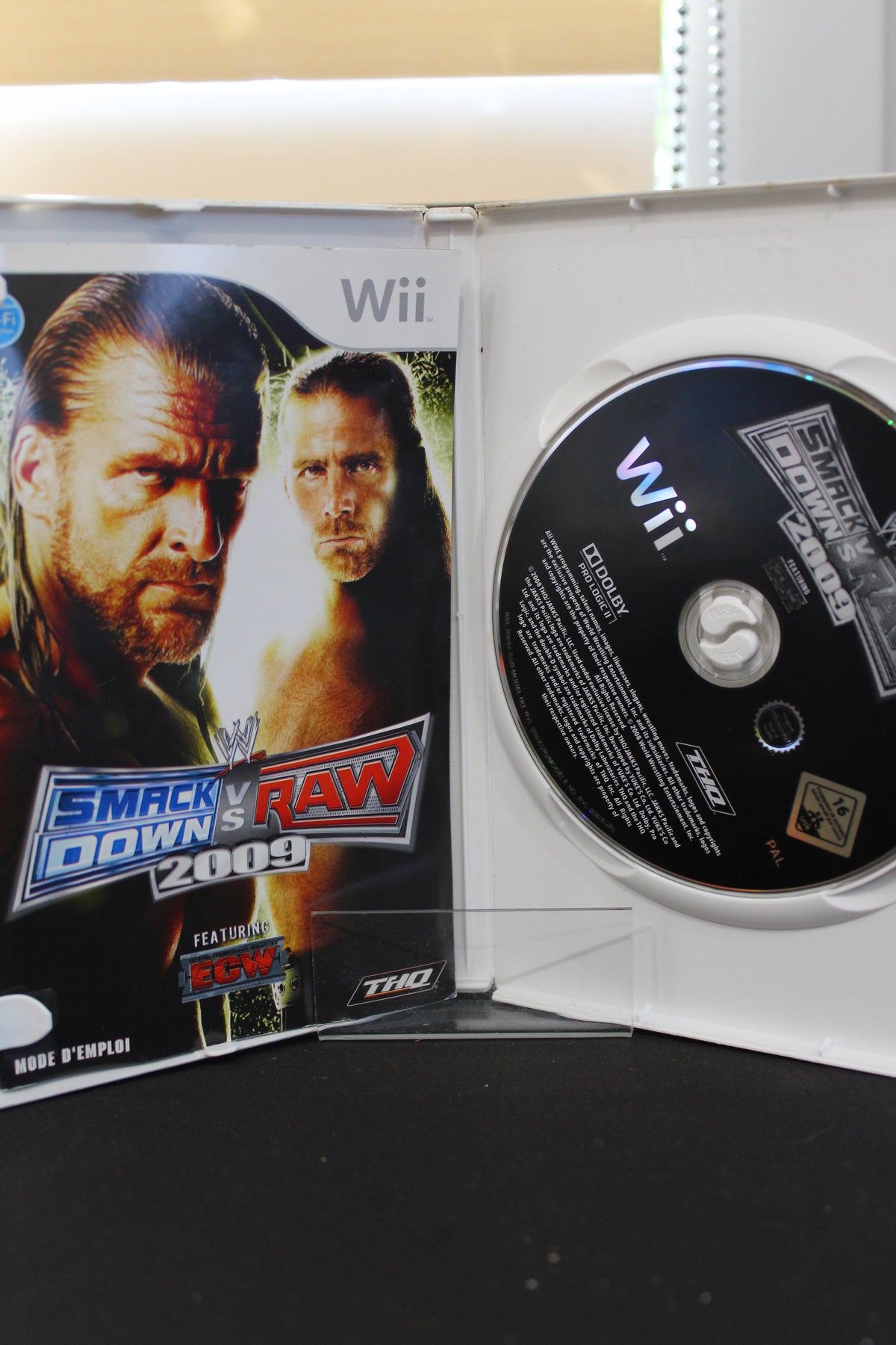 WWE SmackDown vs. RAW 2009 featuring ECW (Wii PAL FR)