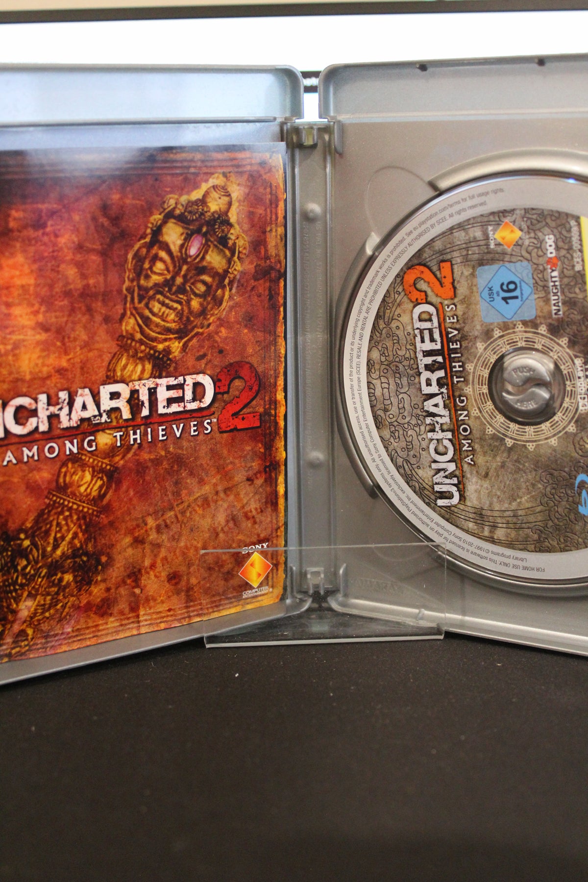 Uncharted 2 Among Thieves Platinum (PS3) Complet avec Notice